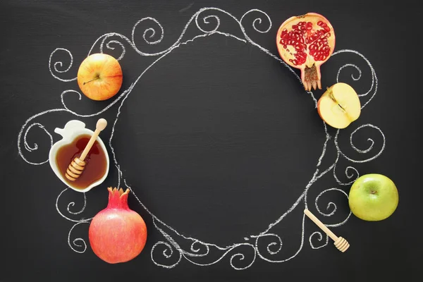 Rosh hashanah (Yahudi Yeni Yıl Tatili) konsepti. Geleneksel semboller