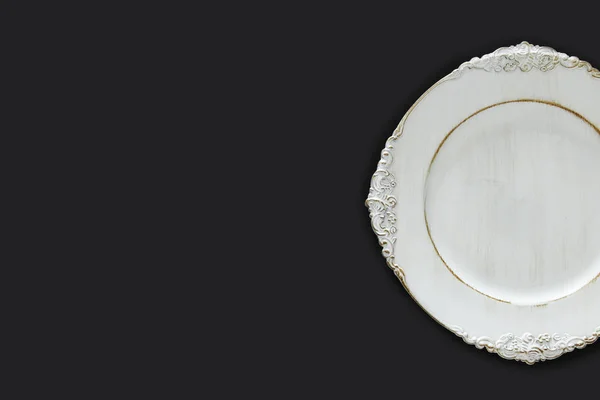 Top View Vintage White Empty Plate Black Background Flat Lay — Stock Photo, Image