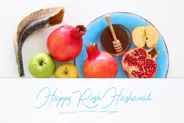 Rosh hashanah (Yahudi Yeni Yıl Tatili) konsepti. Geleneksel semboller