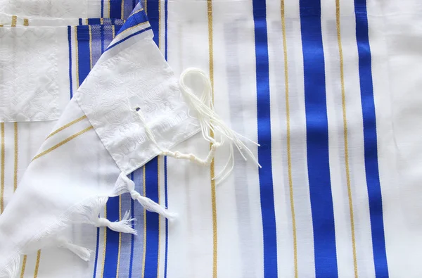 White Prayer Shawl Tallit Jewish Religious Symbol — Stock Photo, Image
