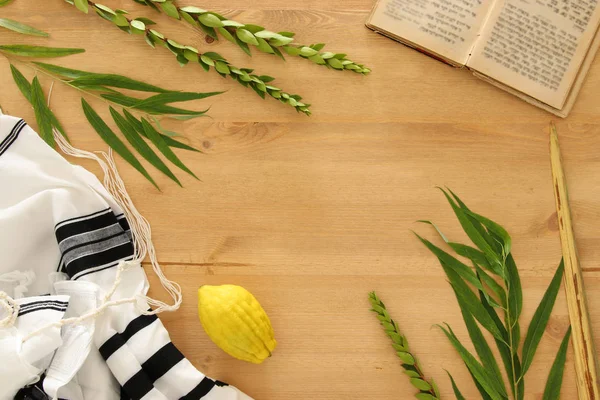 Jüdisches Sukkot Fest Traditionelle Symbole Die Vier Arten Etrog Lulav — Stockfoto