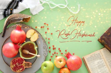 Rosh hashanah (Yahudi Yeni Yıl Tatili) konsepti. Geleneksel semboller