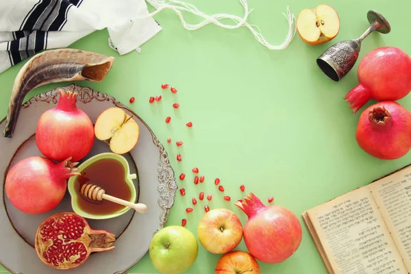 Rosh Hashanah Yahudi Yeni Yıl Tatili Konsepti Geleneksel Semboller — Stok fotoğraf