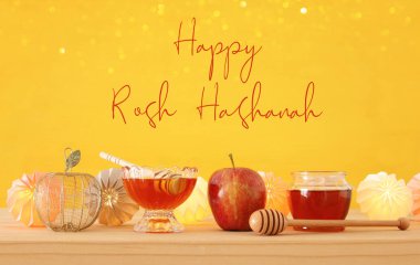 Rosh hashanah (Yahudi Yeni Yıl Tatili) konsepti. Geleneksel semboller