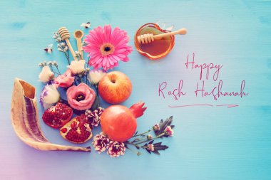 Rosh hashanah (Yahudi Yeni Yıl Tatili) konsepti. Geleneksel semboller