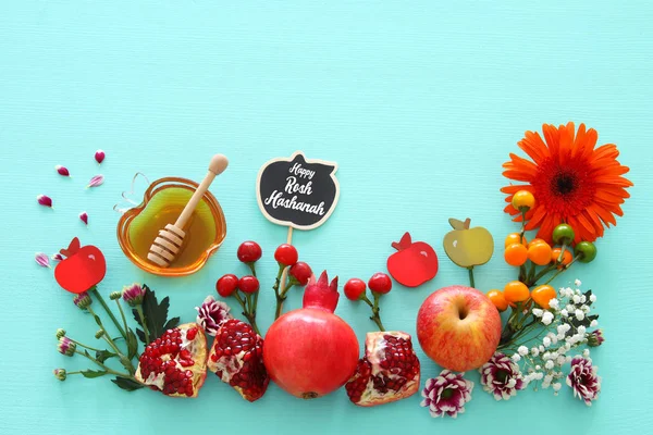 Rosh hashanah (judisk nyårshelg) koncept. Traditionella symboler. — Stockfoto