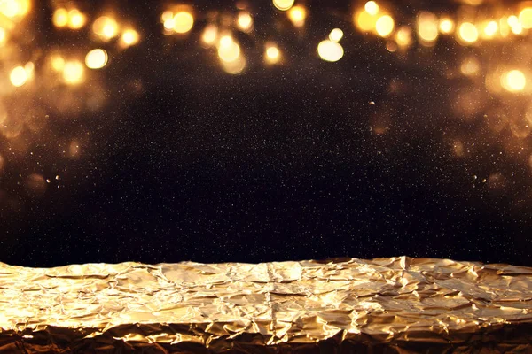 Glitzernde Vintage Lichter Hintergrund Schwarz Und Gold Defokussierte Goldene Folientextur — Stockfoto