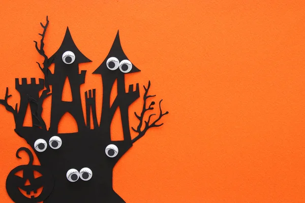 Concept Van Halloween Vakantie Haunted Heks Huis Oranje Achtergrond Bovenaanzicht — Stockfoto