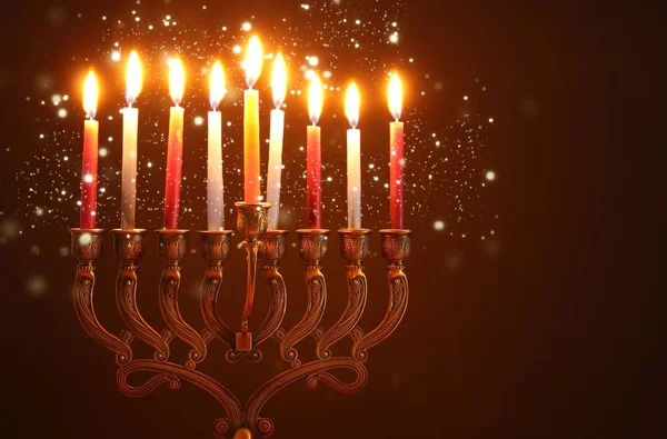 Imagen Vacaciones Judías Fondo Hanukkah Con Menorah Candelabros Tradicionales Velas — Foto de Stock
