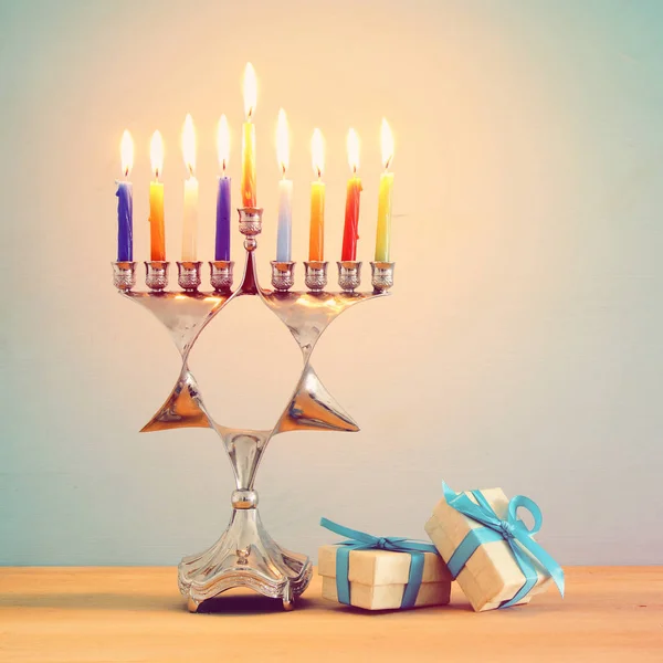 Imagen Vacaciones Judías Fondo Hanukkah Con Menorah Tradicional Candelabros Tradicionales — Foto de Stock