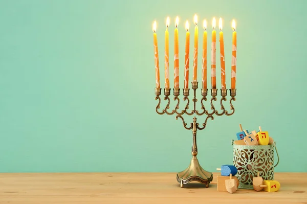 Bilden Judiska Högtiden Hanukkah Bakgrund Med Menorah Traditionella Kandelabrar — Stockfoto