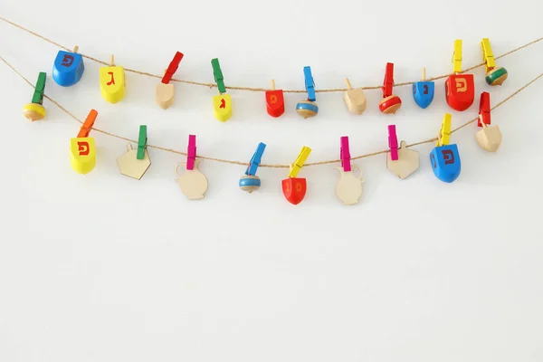 Bilden Judiska Högtiden Hanukkah Med Trä Dreidels Samling Spinning Top — Stockfoto