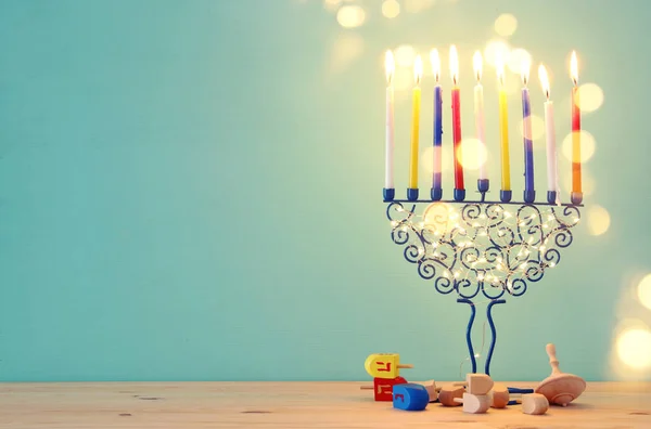 Bilden Judiska Högtiden Hanukkah Bakgrund Med Menorah Traditionella Kandelabrar Och — Stockfoto