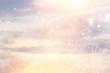 Glitter vintage ışıklar arka plan. Gümüş ve altın. de-odaklı