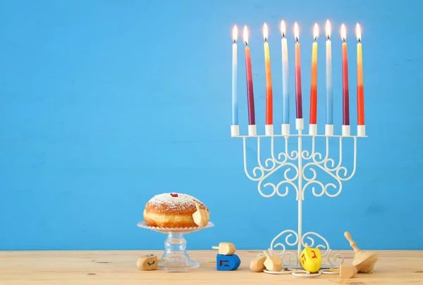 Imagen Vacaciones Judías Fondo Hanukkah Con Menorah Candelabros Tradicionales Velas —  Fotos de Stock