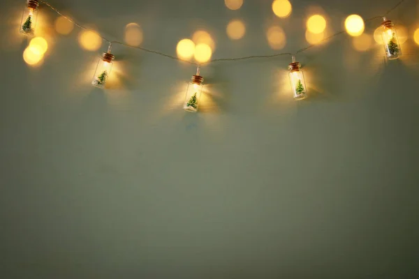 Afbeelding Van Kerstboom Het Licht Van Masson Jar Garland — Stockfoto