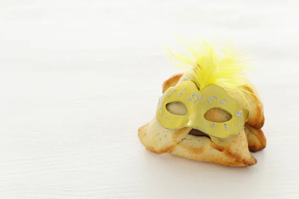 Purim Feier Konzept Jüdischer Faschingsfeiertag Traditionelle Plätzchen Mit Süßer Maske — Stockfoto