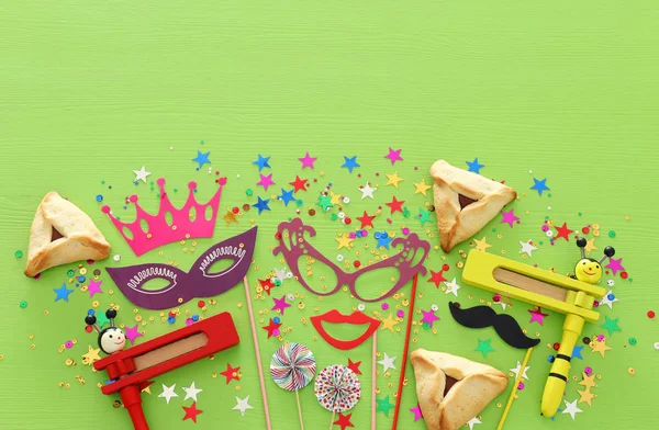 Concepto Celebración Purim Fiesta Del Carnaval Judío Sobre Fondo Madera — Foto de Stock