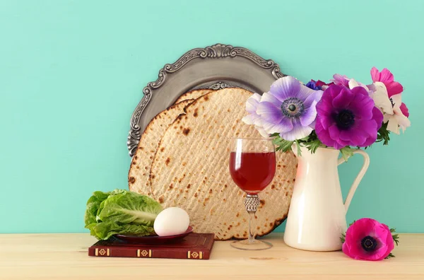 Έννοια Γιορτή Pesah Εβραϊκή Διακοπές Πάσχα Πάνω Από Ξύλινο Τραπέζι — Φωτογραφία Αρχείου