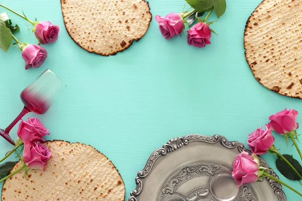 Pesah Celebration Concept Jewish Passover Holiday Wooden Mint Background Top — Stock Photo, Image