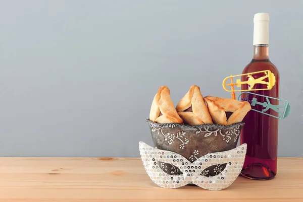 Purim Viering Concept Joods Carnaval Vakantie Witte Houten Tafel — Stockfoto