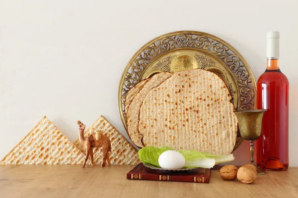 Pesah oslava koncept (židovský Pesach dovolená). — Stock fotografie