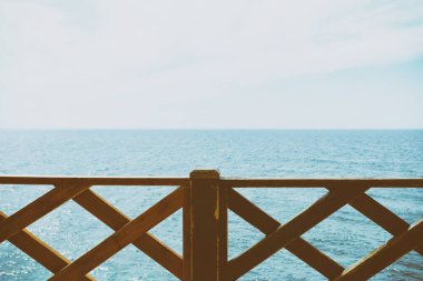 plaj manzarası ve çit, bir çerçeve oluşturma