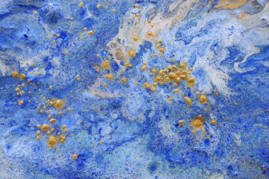Soyut mermerleştirilmiş etki arka plan. Mavi yaratıcı renkler. Altın ilavesi ile güzel boya