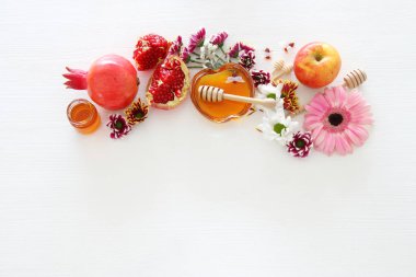 Rosh hashanah 'ın (Yahudi Yeni Yıl Tatili) dini imajı. Geleneksel semboller