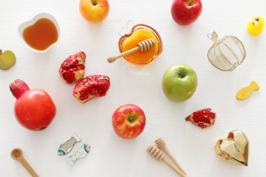 Rosh hashanah 'ın (Yahudi Yeni Yıl Tatili) dini imajı. Geleneksel semboller