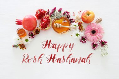 Rosh hashanah 'ın (Yahudi Yeni Yıl Tatili) dini imajı. Geleneksel semboller