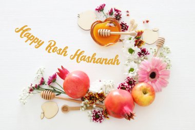 Rosh hashanah 'ın (Yahudi Yeni Yıl Tatili) dini imajı. Geleneksel semboller