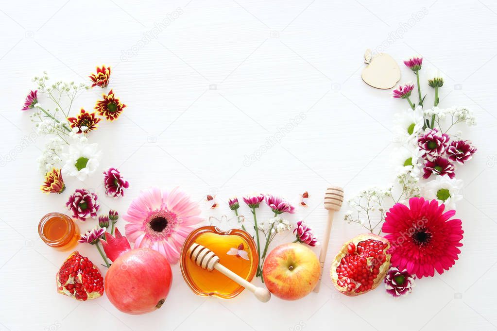 religion image of Rosh hashanah (jewish New Year holiday) concept. Traditional symbols