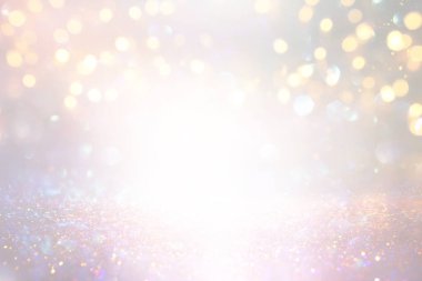 soyut glitter ışıkları niçin kara zemin. gümüş ve altın. de-odaklı