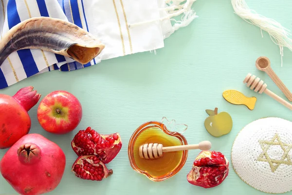 Religie beeld van Rosh hashanah (Joods Nieuwjaar vakantie) concept. Traditionele symbolen — Stockfoto