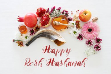 Rosh hashanah 'ın (Yahudi Yeni Yıl Tatili) dini imajı. Geleneksel semboller