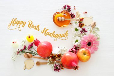 Rosh hashanah 'ın (Yahudi Yeni Yıl Tatili) dini imajı. Geleneksel semboller