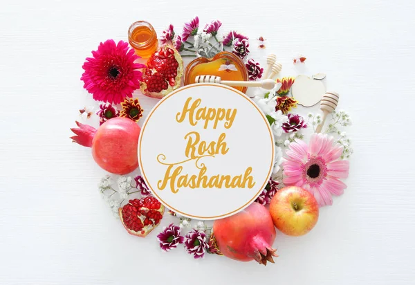 Rosh hashanah 'ın (Yahudi Yeni Yıl Tatili) dini imajı. Geleneksel semboller