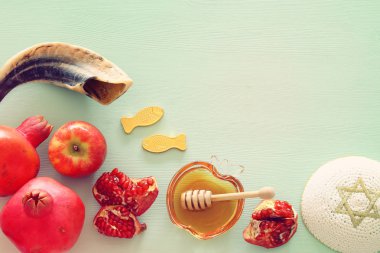 Rosh hashanah 'ın (Yahudi Yeni Yıl Tatili) dini imajı. Geleneksel semboller