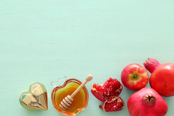 Rosh hashanah 'ın (Yahudi Yeni Yıl Tatili) dini imajı. Geleneksel semboller — Stok fotoğraf