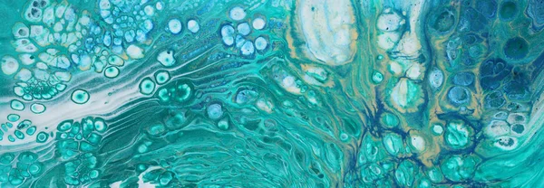 Kunst fotografie van abstracte marbleized effect achtergrond. turkoois, smaragd groen, blauw en goud creatieve kleuren. Mooie verf. Banner — Stockfoto