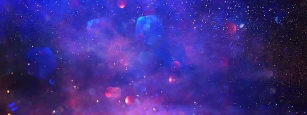 抽象的なキラキラシルバー、紫、青色のライトの背景。デフォーカス。バナー — ストック写真