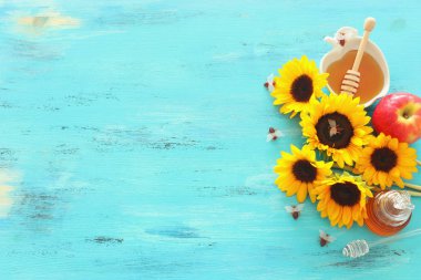 Rosh hashanah 'ın (Yahudi Yeni Yıl Tatili) dini imajı. Geleneksel semboller