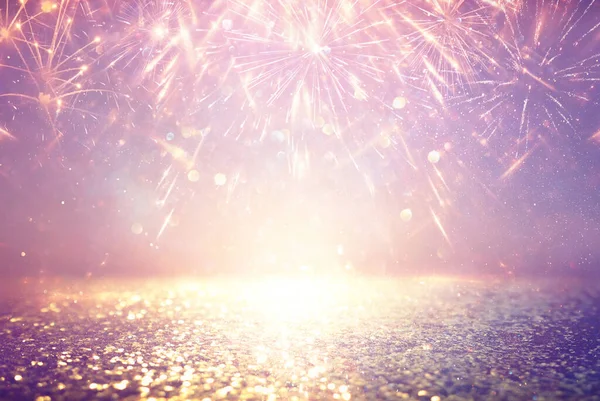 Elvont Arany Lila Arany Csillogó Háttér Tűzijáték Karácsony Este Július — Stock Fotó