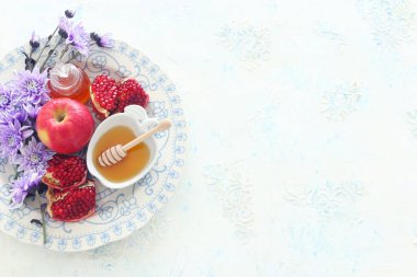 Rosh hashanah 'ın (Yahudi Yeni Yıl Tatili) dini imajı. Geleneksel semboller