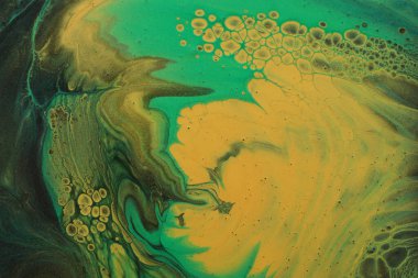 Soyut mermer efekt arka planının sanat fotoğrafçılığı. Altın ve kellik, yeşil yaratıcı renkler. Güzel boya..