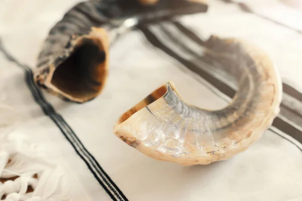 Religijny Obraz Shofar Róg Żydowskich Symboli Religijnych Rosz Hashanah Żydowskie — Zdjęcie stockowe