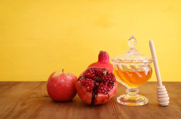 Rosh Hashanah Jewesh Holiday Concept Honey Pomegranate Apple Holiday Traditional — Stock Photo, Image