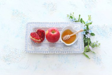 Rosh hashanah 'ın (Yahudi Yeni Yıl Tatili) dini imajı. Geleneksel semboller