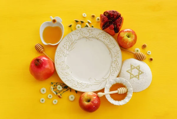 ロシュ ハシャナー ユダヤ教の正月休暇 の概念の宗教画像 伝統的なシンボル — ストック写真